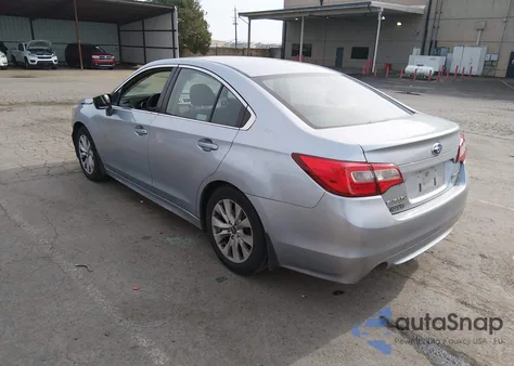 2017 Subaru Legacy 2.5I z USA, uszkodzony, nr VIN 4S3BNAB65H3019414